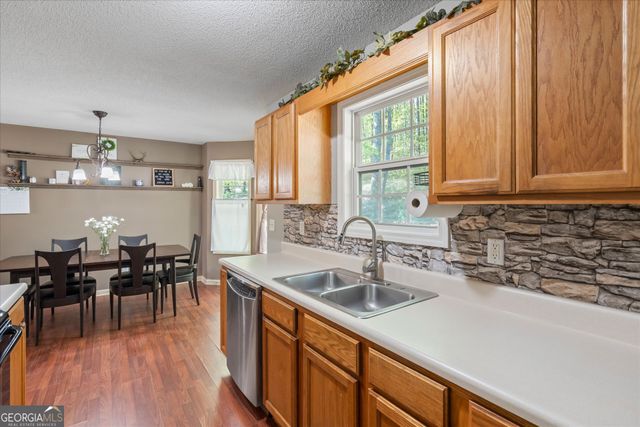 305 Centerpoint Road, Bremen, GA 30110