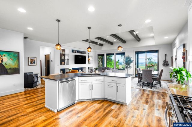 4827 Kenomi Pl, Turner, OR 97392