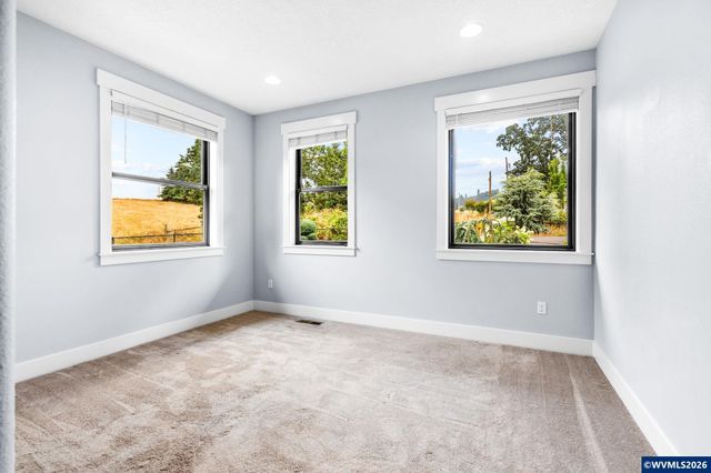 4827 Kenomi Pl, Turner, OR 97392