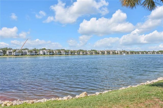 2864 Mizzen Way # Y106, Naples, FL 34109