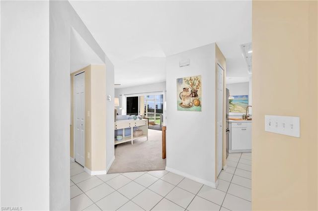 2864 Mizzen Way # Y106, Naples, FL 34109