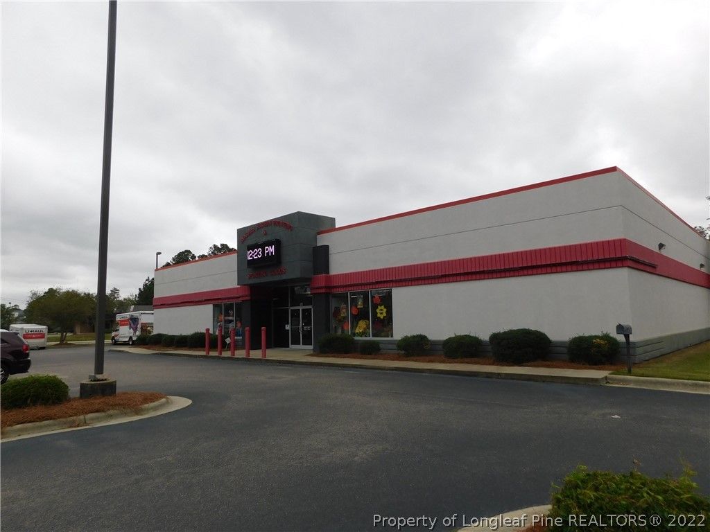 4555 Fayetteville Road, Lumberton, NC 28358 — photo 2