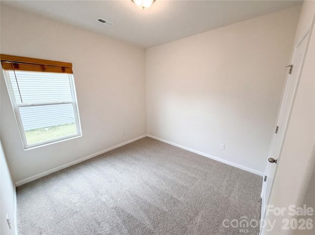 7336 Amberly Hills Road, Charlotte, NC 28215