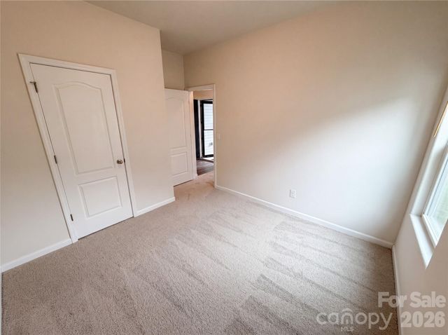 7336 Amberly Hills Road, Charlotte, NC 28215