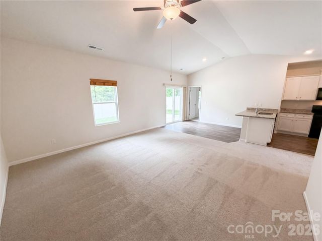 7336 Amberly Hills Road, Charlotte, NC 28215