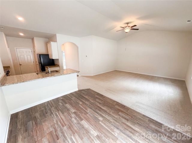 7336 Amberly Hills Road, Charlotte, NC 28215