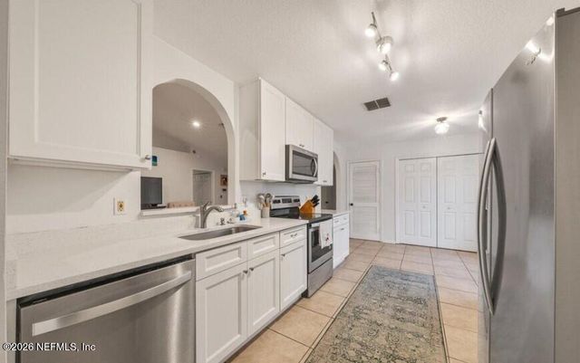 12401 ANTLER HILL Lane, Jacksonville, FL 32224