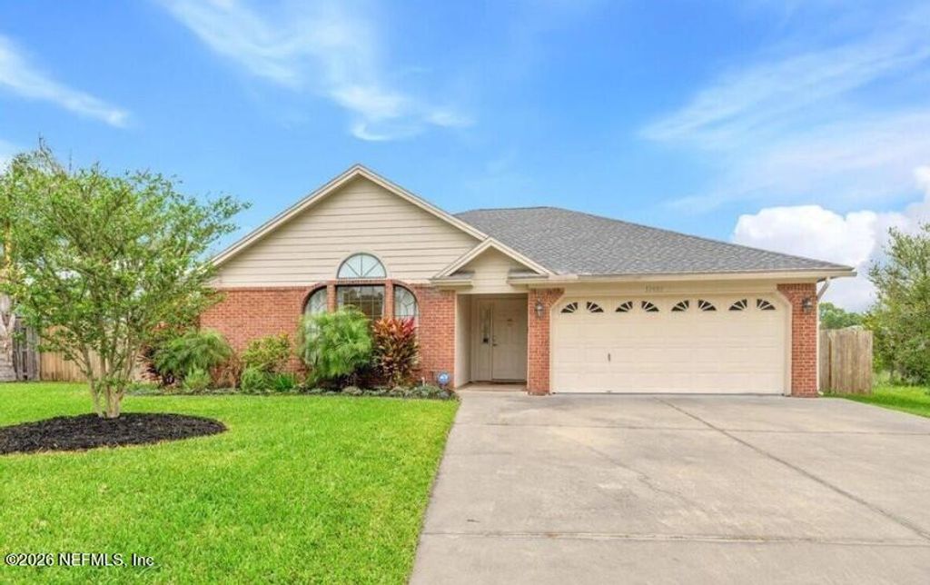 12401 ANTLER HILL Lane, Jacksonville, FL 32224