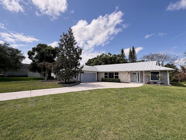 2402 River Hammock Lane, Fort Pierce, FL 34981