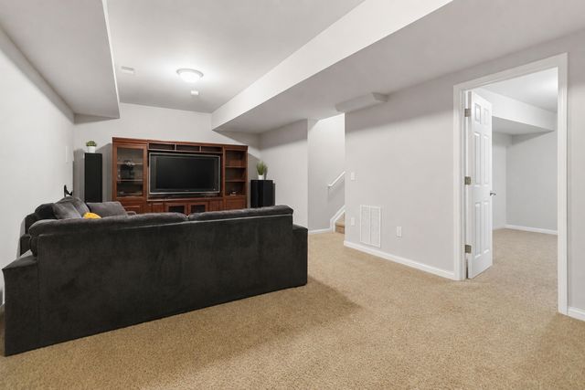716 Amanda Court, Richmond, KY 40475