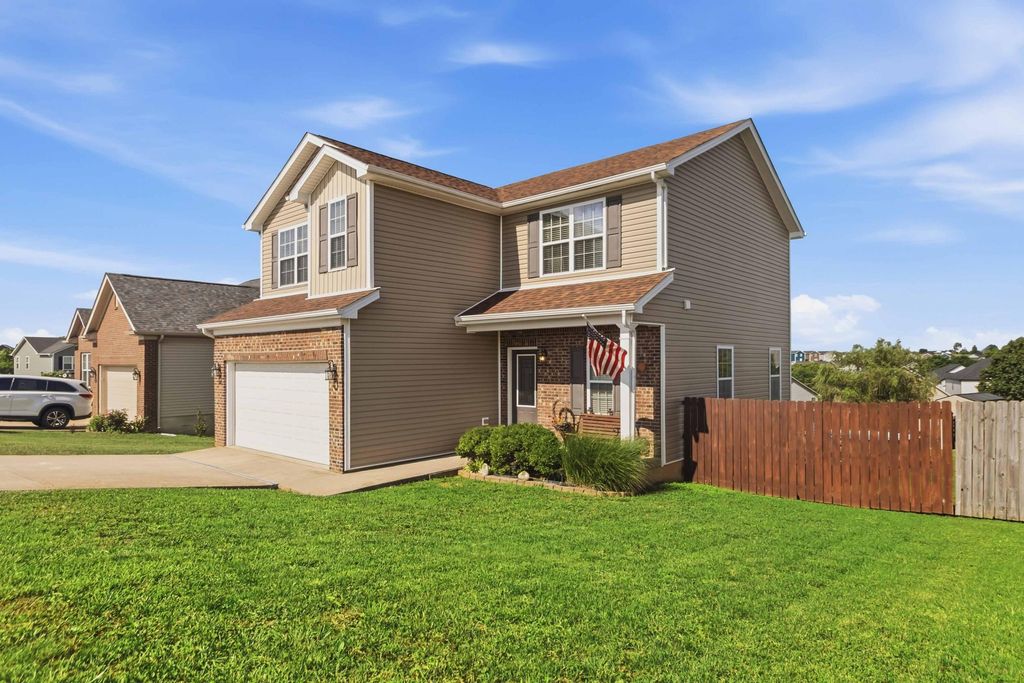 716 Amanda Court, Richmond, KY 40475