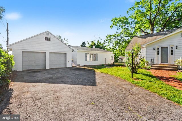 105 OAK HILL DR, Middletown, PA 17057