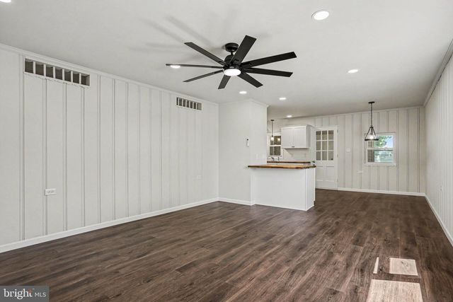 105 OAK HILL DR, Middletown, PA 17057