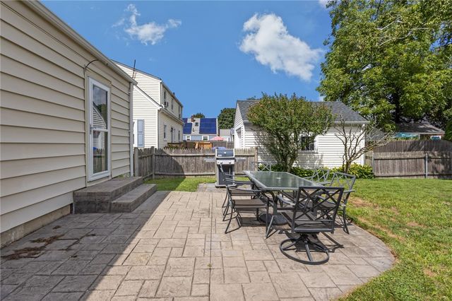 36 Becker Avenue, East Providence, RI 02915