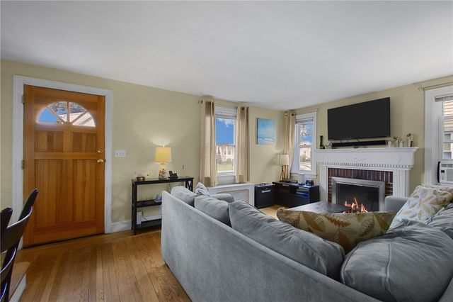 36 Becker Avenue, East Providence, RI 02915