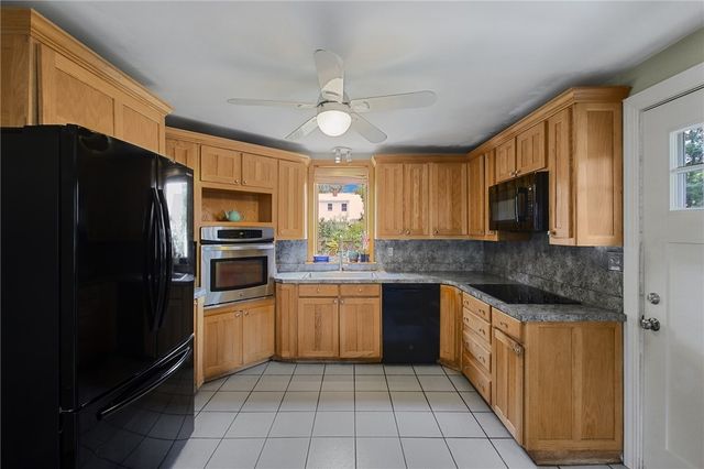 36 Becker Avenue, East Providence, RI 02915