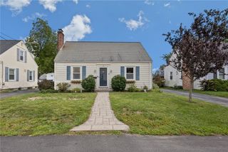 36 Becker Avenue, East Providence, RI 02915