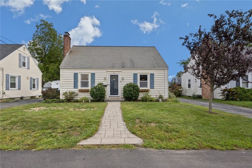 36 Becker Avenue, East Providence, RI 02915