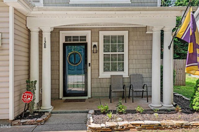 128 Smart Court, Clayton, NC 27520