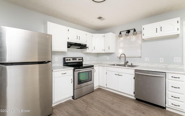 111 Norwood Dr, Elizabethtown, KY 42701