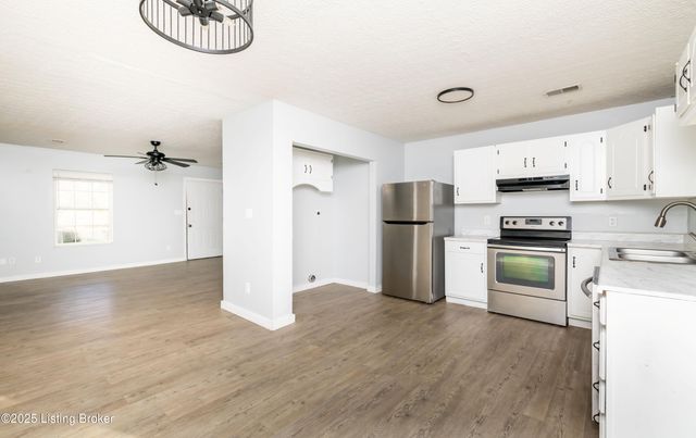 111 Norwood Dr, Elizabethtown, KY 42701