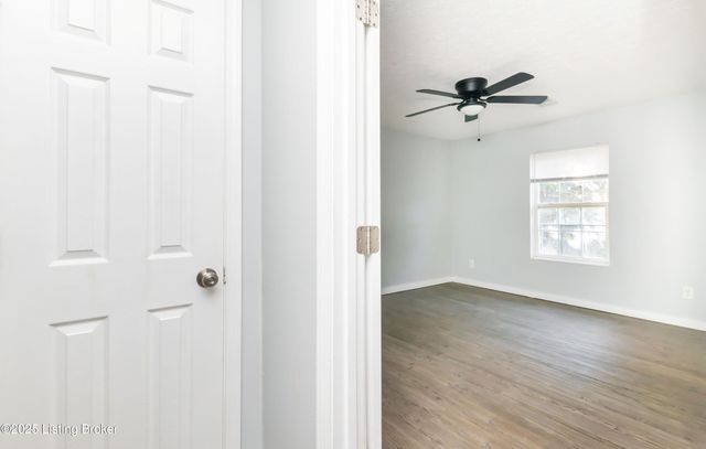 111 Norwood Dr, Elizabethtown, KY 42701