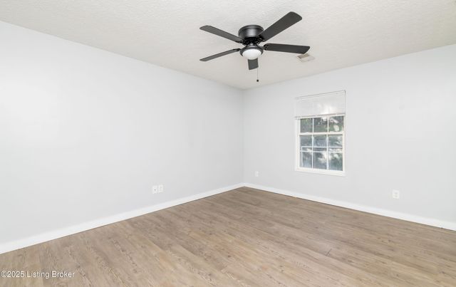 111 Norwood Dr, Elizabethtown, KY 42701