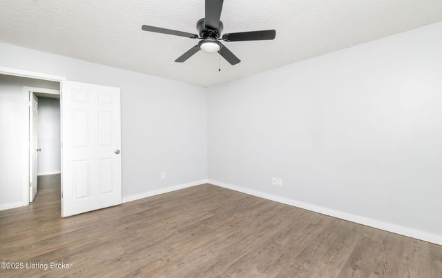 111 Norwood Dr, Elizabethtown, KY 42701