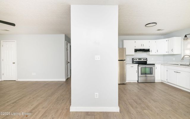 111 Norwood Dr, Elizabethtown, KY 42701