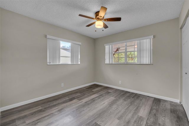 3250 NW 85th Avenue 14, Coral Springs, FL 33065