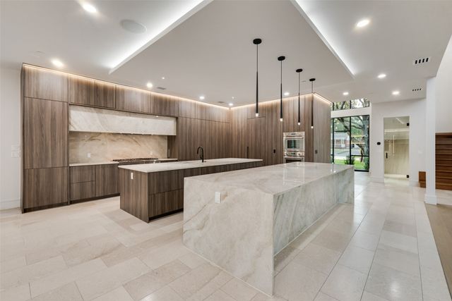 7138 Azalea Lane, Dallas, TX 75230