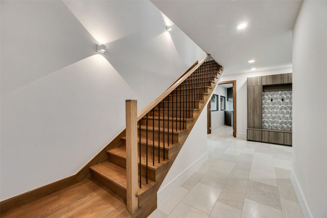 7138 Azalea Lane, Dallas, TX 75230