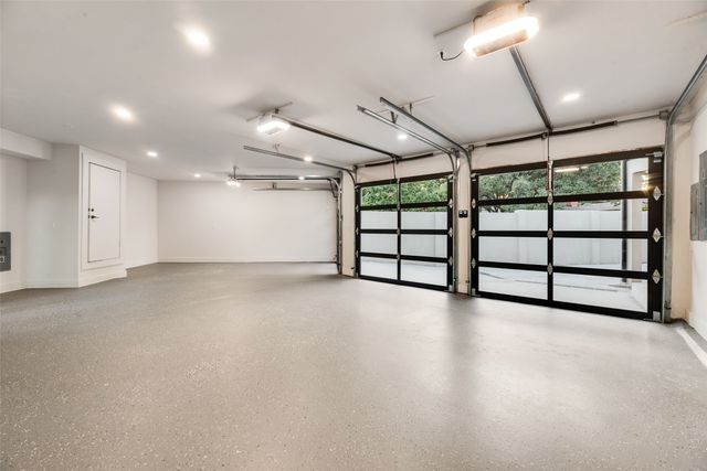 7138 Azalea Lane, Dallas, TX 75230