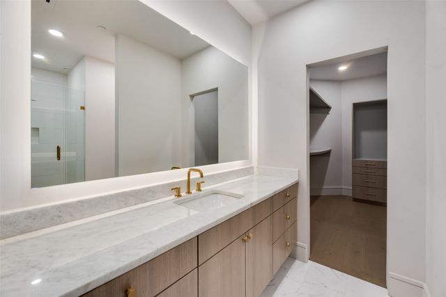 7138 Azalea Lane, Dallas, TX 75230