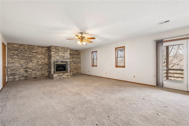 12 Scalloway Circle, Bella Vista, AR 72715