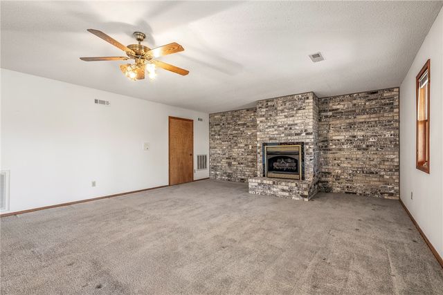 12 Scalloway Circle, Bella Vista, AR 72715