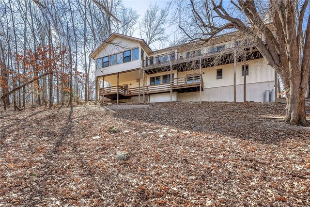 12 Scalloway Circle, Bella Vista, AR 72715