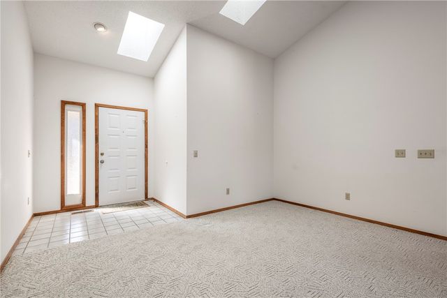 12 Scalloway Circle, Bella Vista, AR 72715