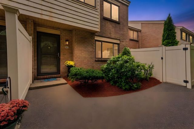 131 Greenbrook Drive 131, Stoughton, MA 02072