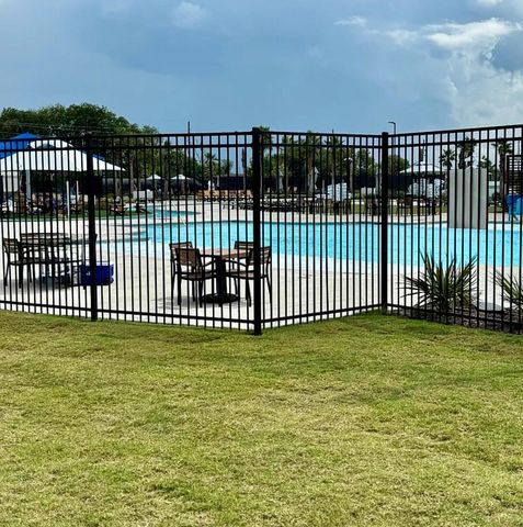 10332 Ritter Run Drive, Rosharon, TX 77583
