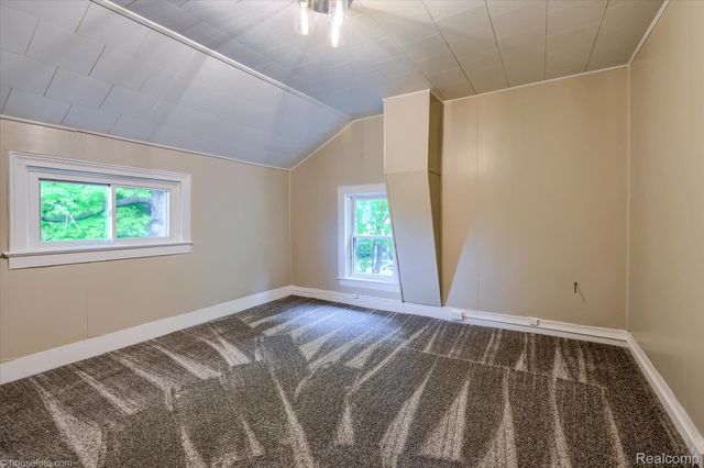 29 Law Street, Lapeer, MI 48446
