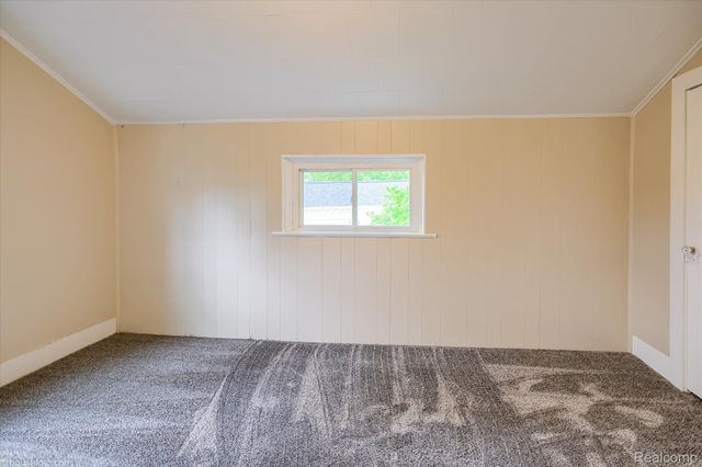 29 Law Street, Lapeer, MI 48446