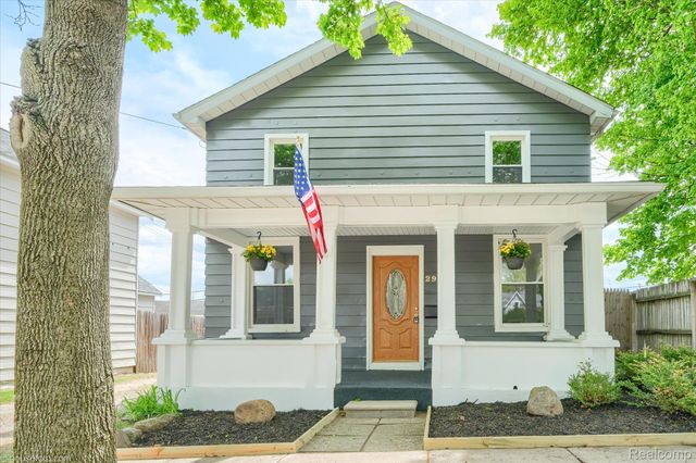 29 Law Street, Lapeer, MI 48446