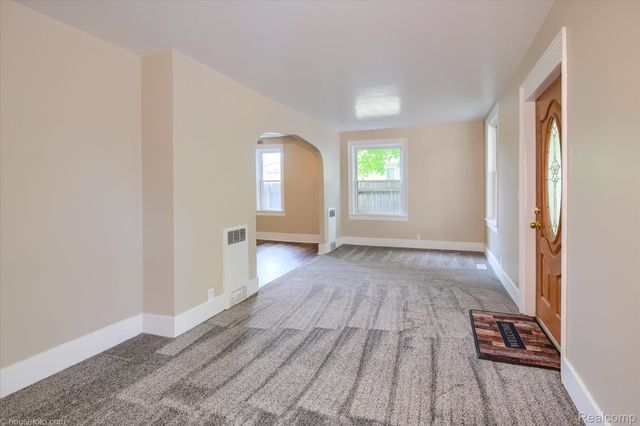 29 Law Street, Lapeer, MI 48446