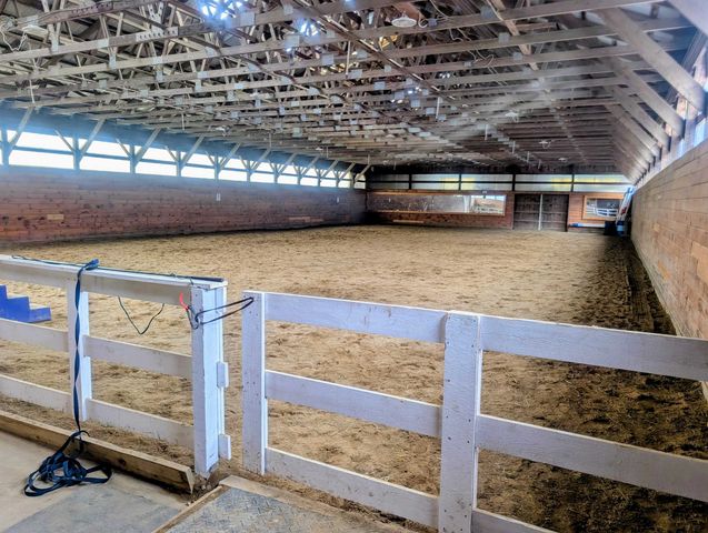 40 Dunbarton Center Road, Bow, NH 03304