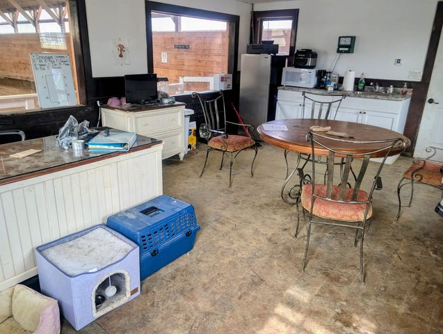 40 Dunbarton Center Road, Bow, NH 03304