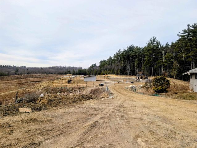 40 Dunbarton Center Road, Bow, NH 03304