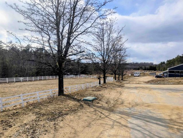 40 Dunbarton Center Road, Bow, NH 03304