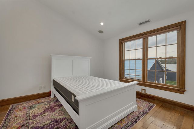 40 Dunbarton Center Road, Bow, NH 03304