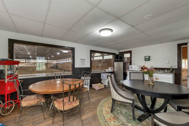 40 Dunbarton Center Road, Bow, NH 03304
